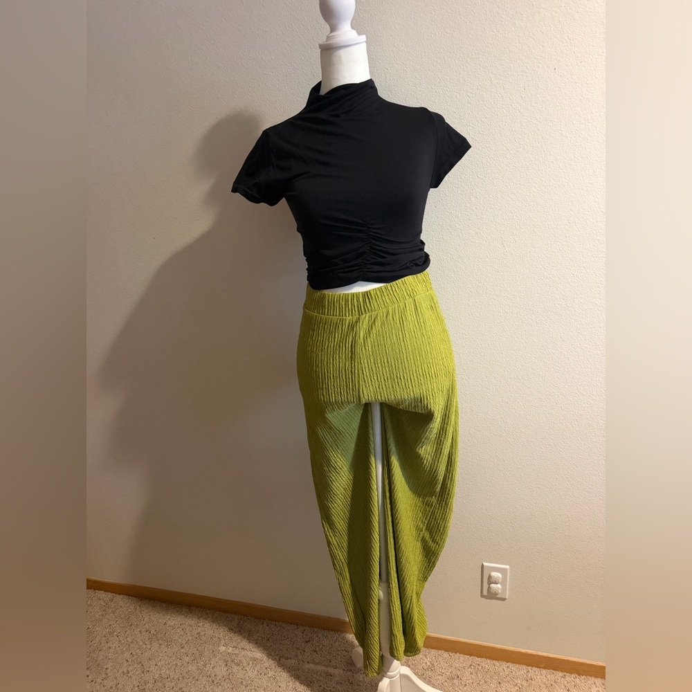 Set 2 pieces Green Textured pants  - Comfortable Everyday Style